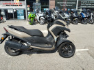 YAMAHA TRICITY 300