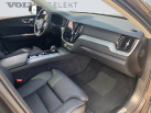 VOLVO XC60 T6 AWD Hybride rechargeable 253 ch145 ch Geartronic 8 Plus Style Dark