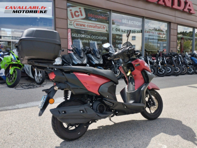 YAMAHA RayZR 125