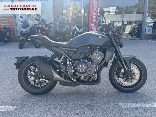 HONDA CB1000R BLACK EDITION