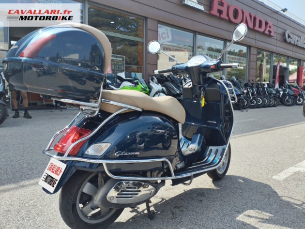 VESPA GTS 250