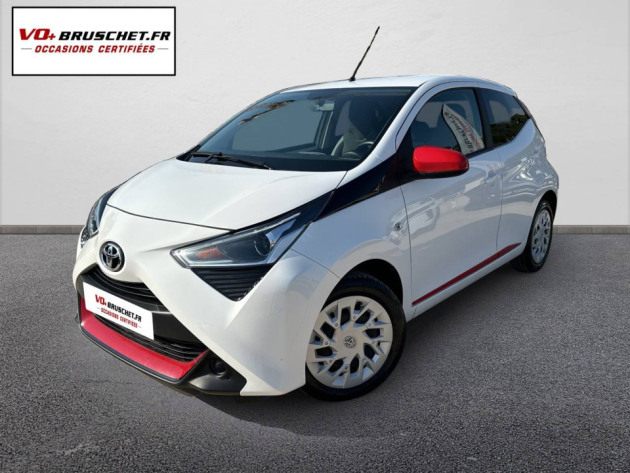 TOYOTA Aygo 1.0 VVT-i x-shift x-look