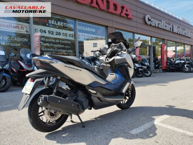 HONDA FORZA 125
