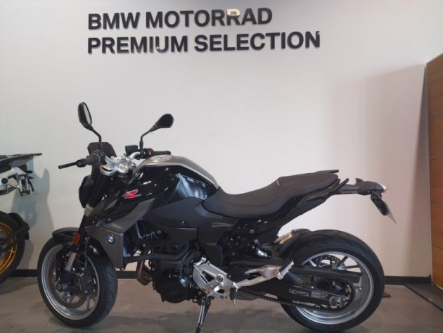 BMW F