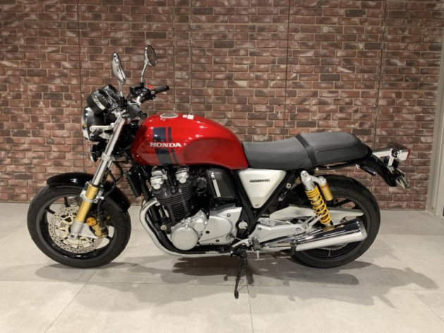 HONDA CB