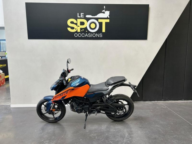 KTM Duke