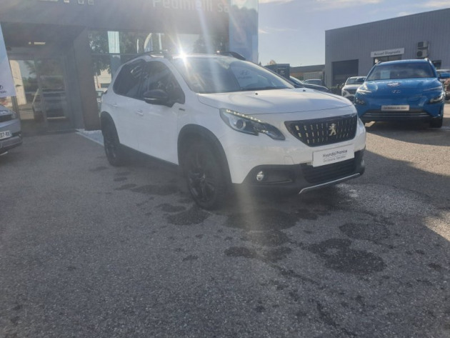 PEUGEOT 2008 1.2 PureTech 110ch SS BVM5 GT Line