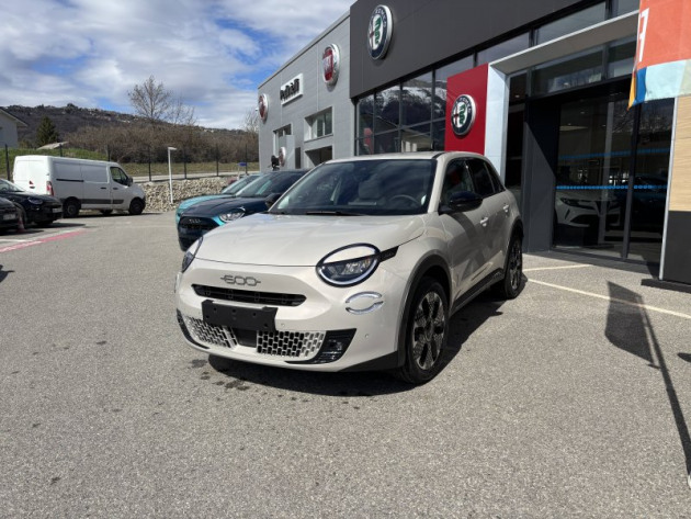 FIAT 600 1.2 Hybrid 136ch DCT6 La Prima